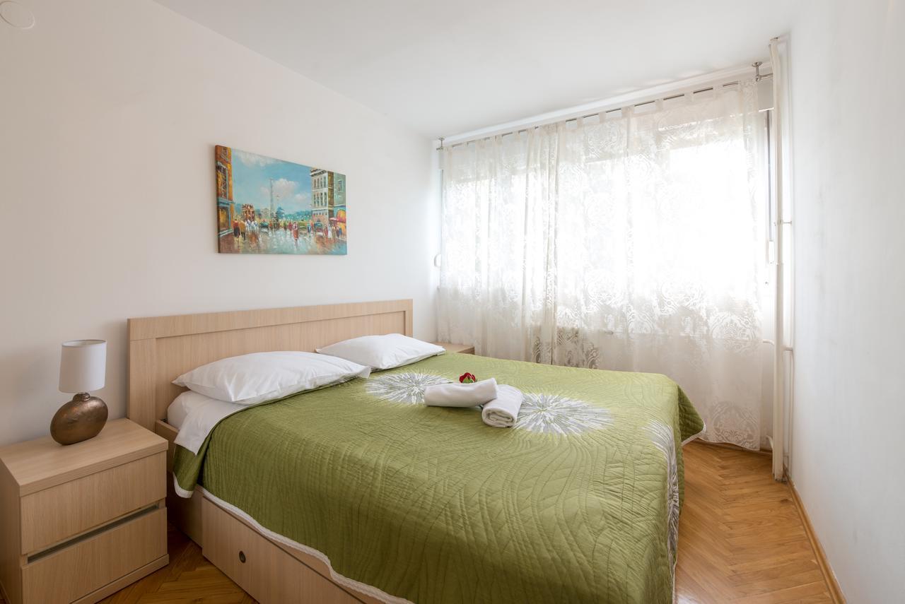 Apartment Vilea Spalato Esterno foto