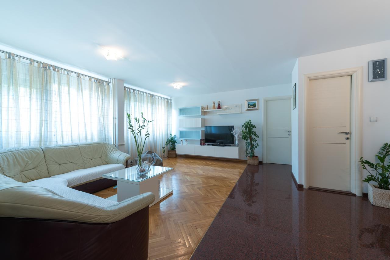 Apartment Vilea Spalato Esterno foto
